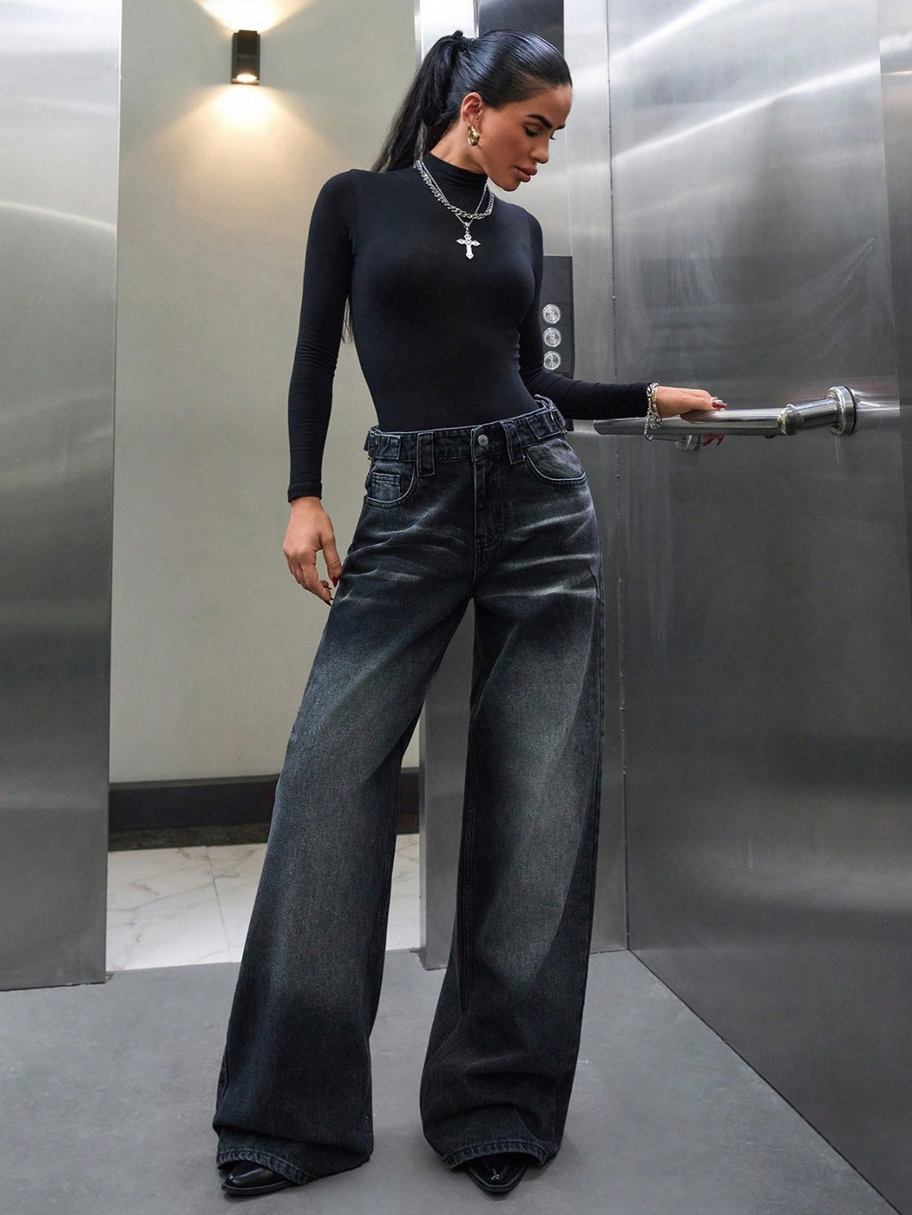 Y2K Grunge Faded Dark Denim Relaxed Wide-Leg Jeans